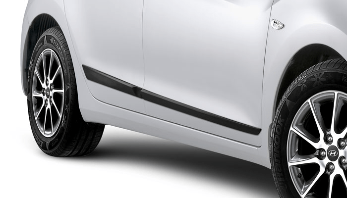 Gunakan pelindung pintu mobil khusus untuk perlindungan mobil